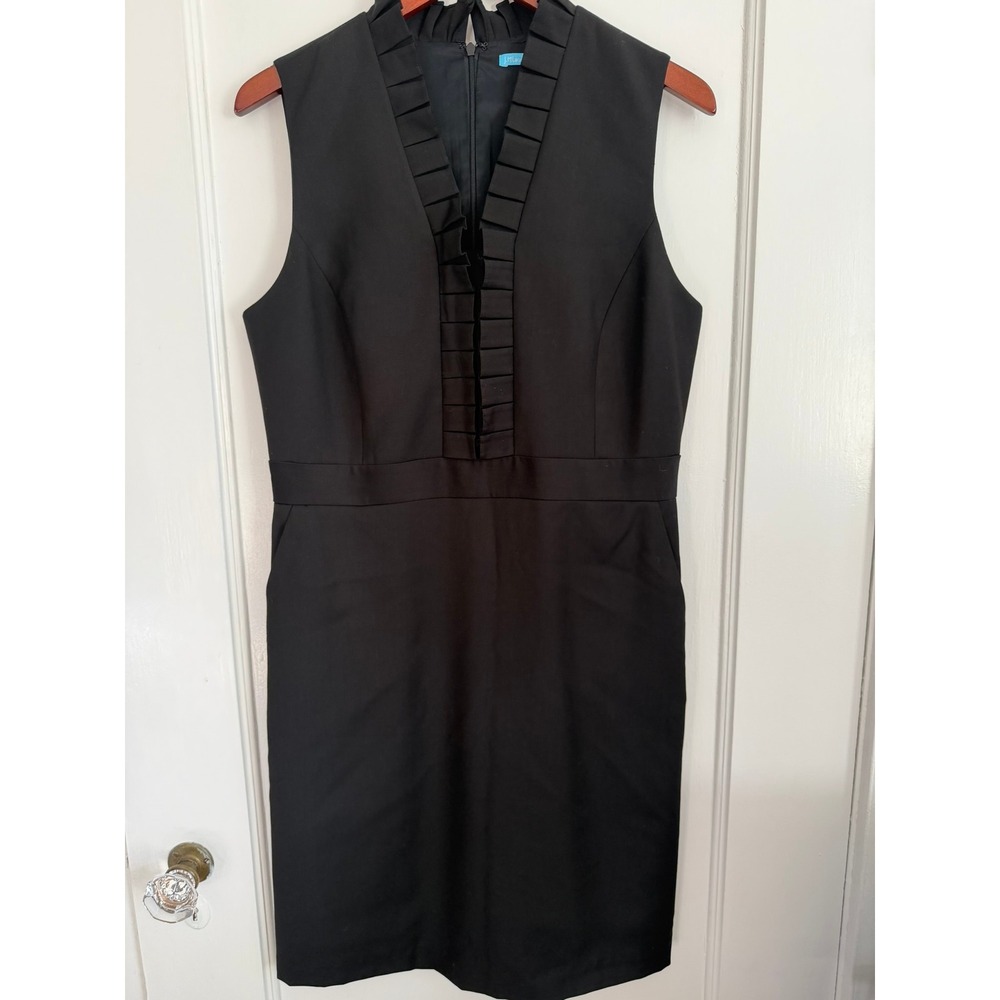 J.McLaughlin Dress Women 10 Black Sheath Sleeveless Ruffle V-Neck Preppy Classic